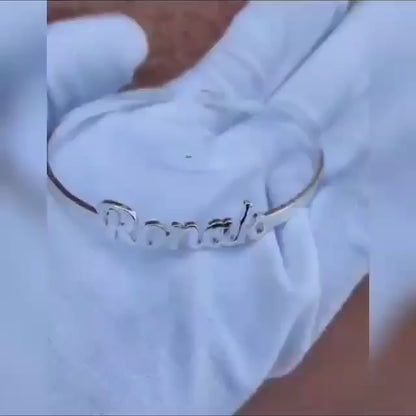 Cutting Customized Bracelet